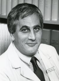Leonard Chess, MD